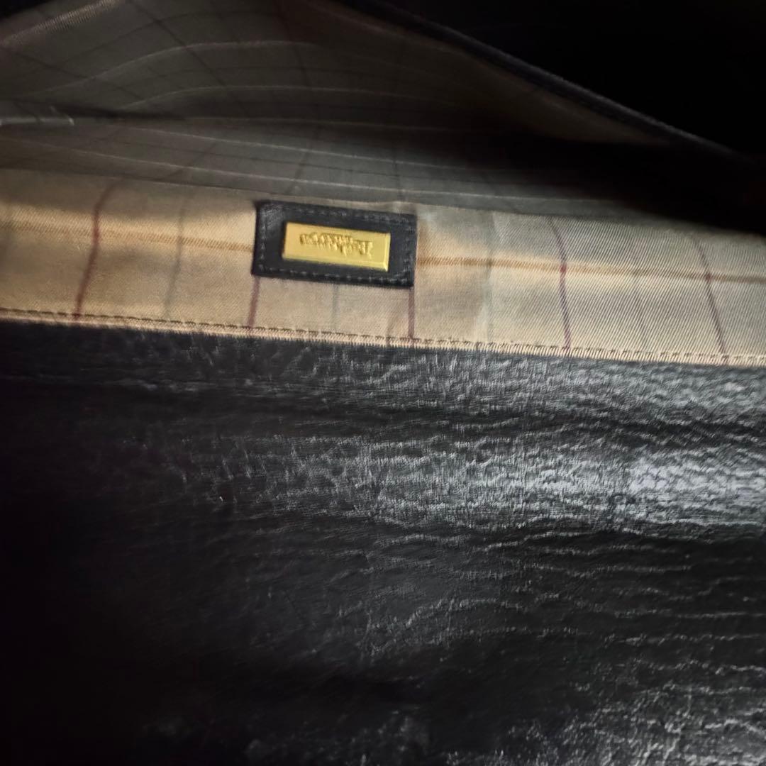 【美品】Burberry's ダレスバッグ　レザー　ビジネス　裏ノバチェック　黒