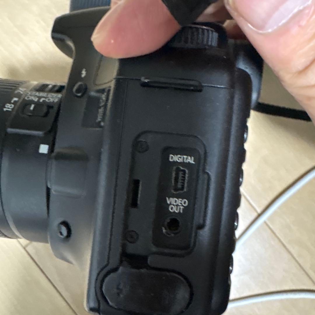 【完動品】Canon DS126131 デジタル一眼レフ