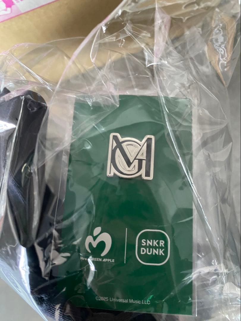 ★新品未開封★Mrs. GREEN APPLE キャップ ネイビー ピンズ付き