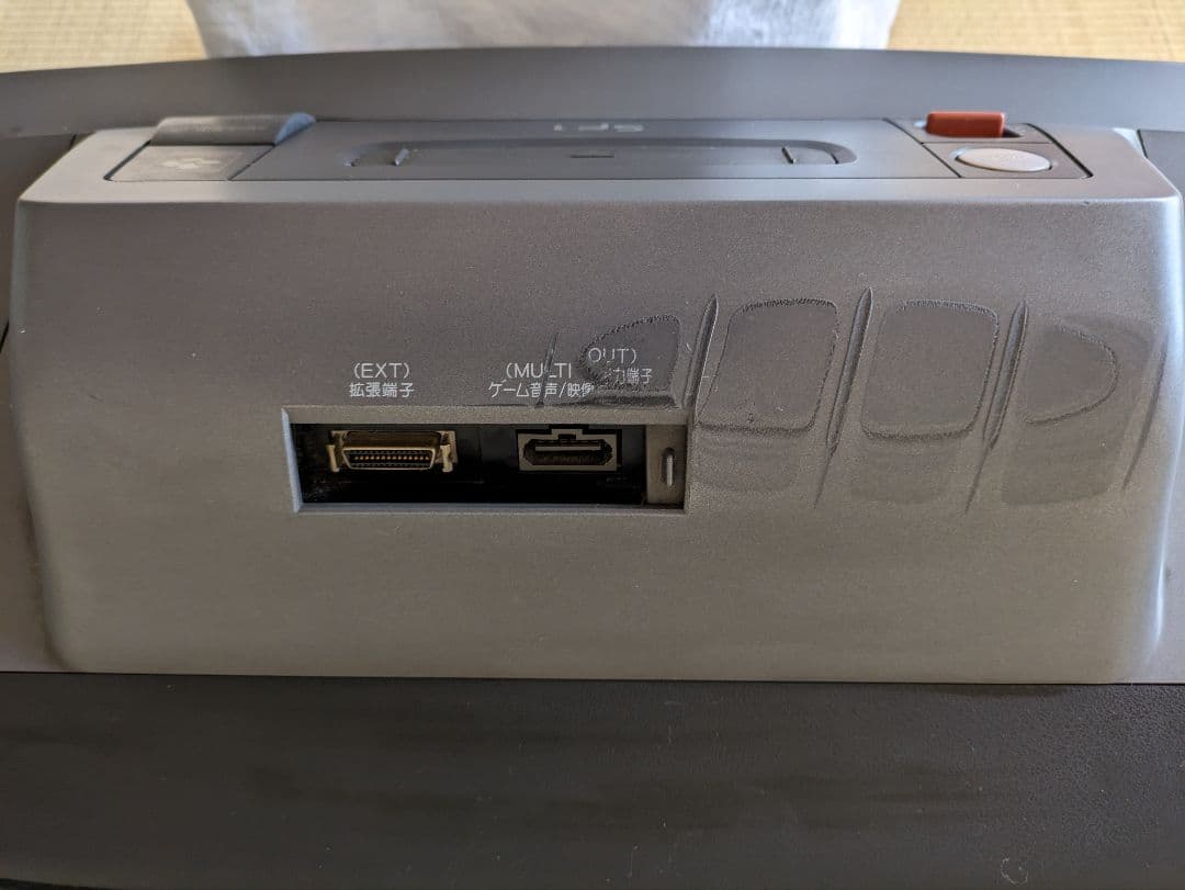 SHARPスーパーファミコン内蔵テレビ　21G-SF1 コントローラー3個付き