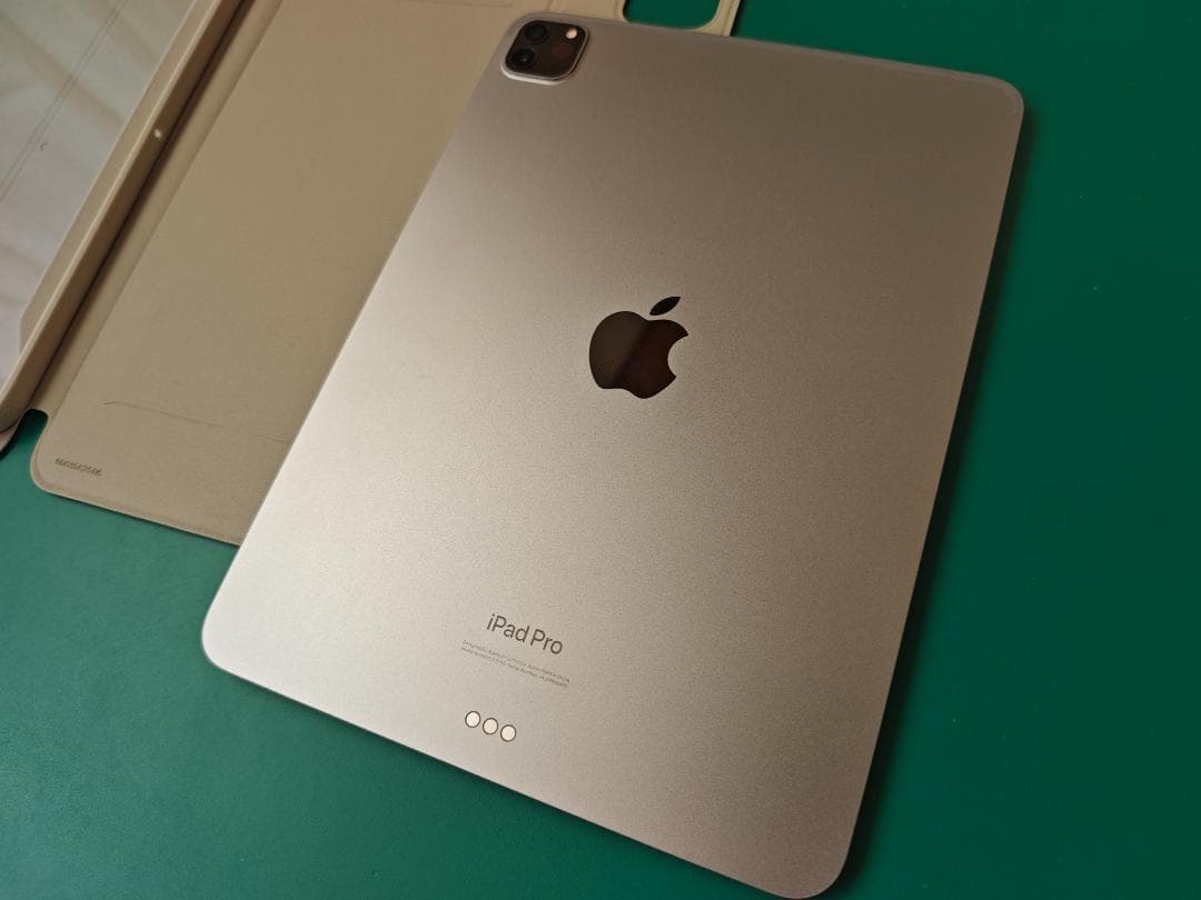 【バッテリー98%】iPad Pro (11インチ) 第4世代 128GB