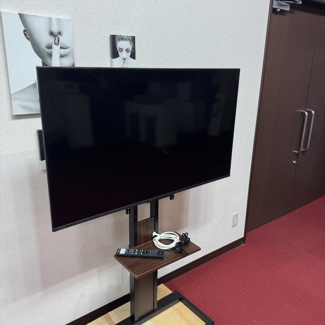 東京23区送料無料　超美品レグザ５０インチ　スタンド付きスマートテレビ