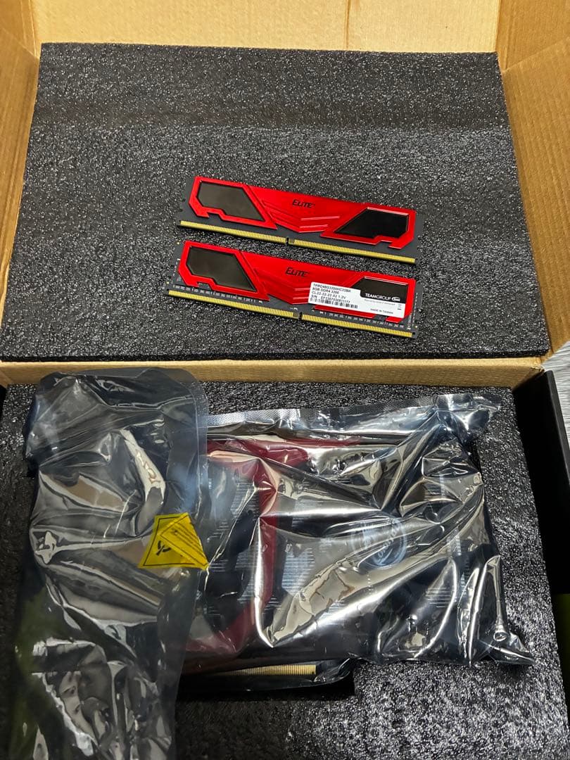 グラフィックボード・グラボ・ビデオカード COLORFUL GeForce GTX 1660 Super