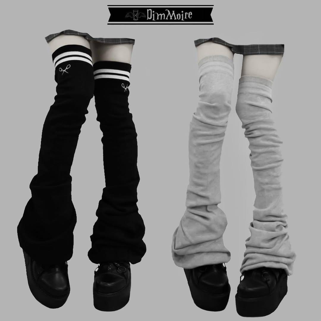 最終値下げ 新品未使用 dimmoire 学園ニーハイウォーマー ブラック 黒色