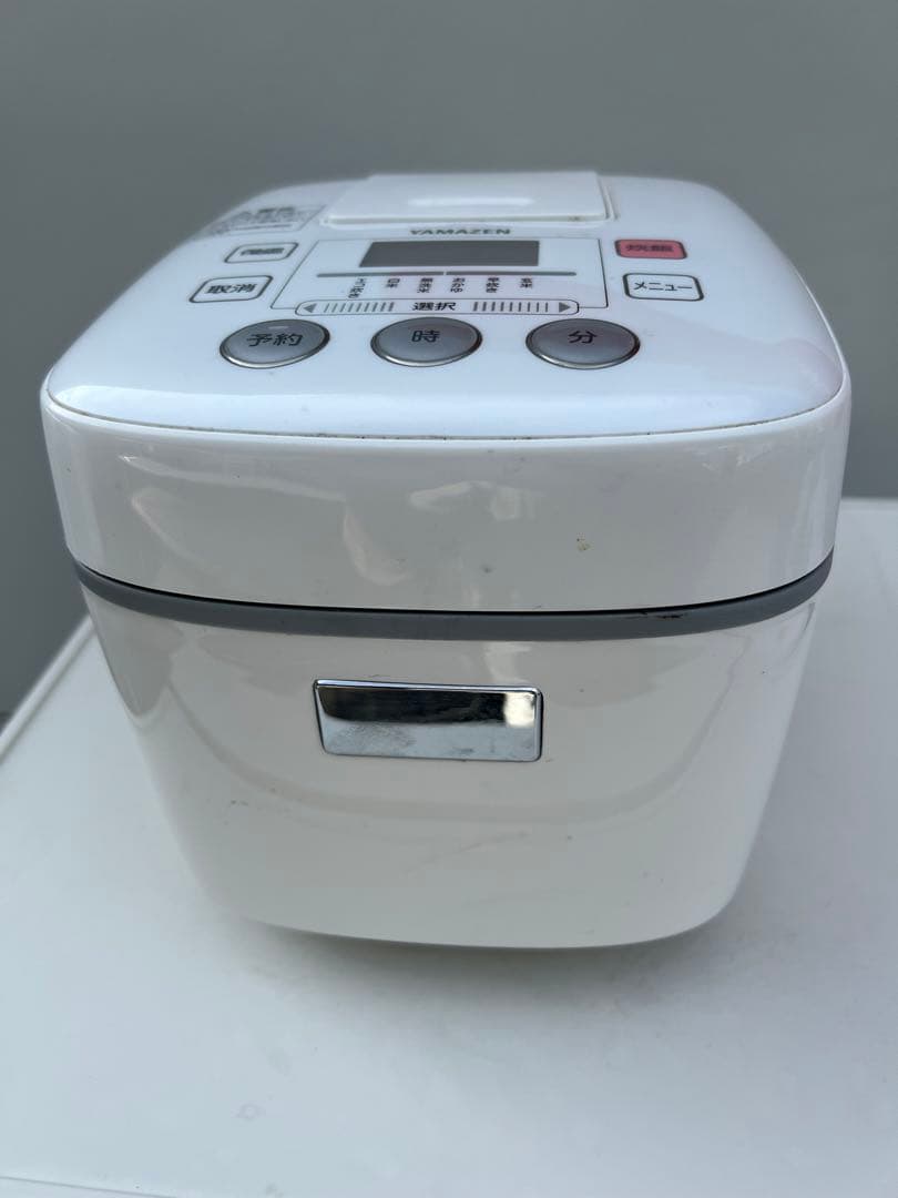 2019年式 3合 YAMAZEN 炊飯器 YJC-300 (W)