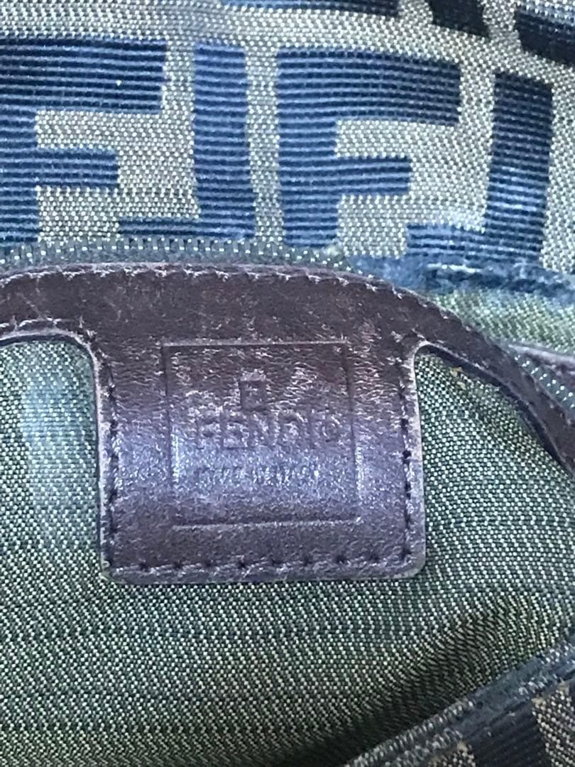 bashmentFENDI フェンディ マンマバケット ズッカ柄 FF