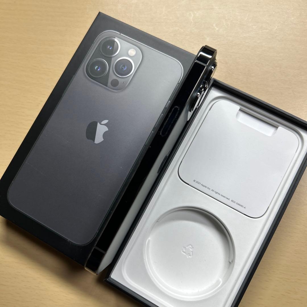 iPhone13 Pro 128GB SIMフリー　割れなし