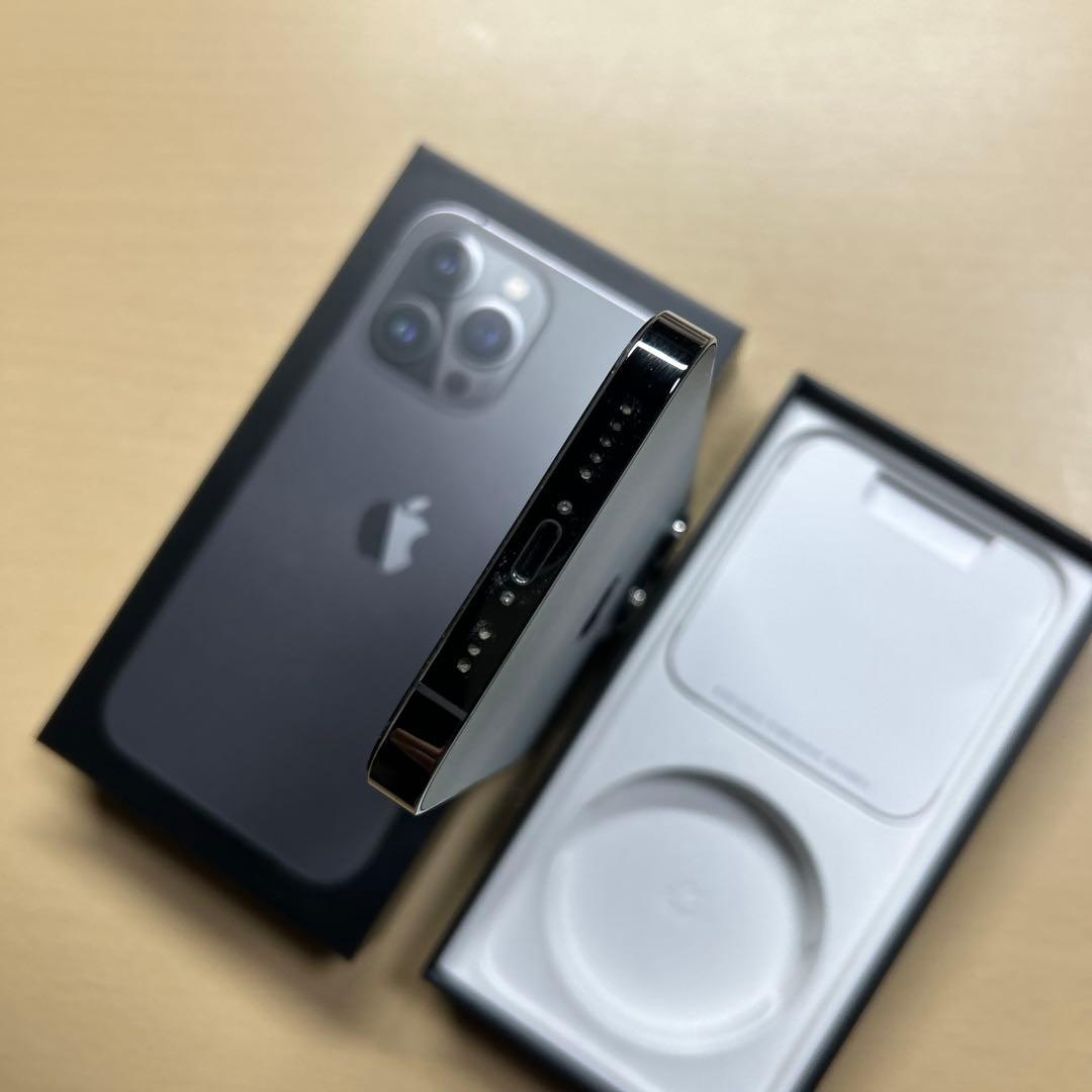 iPhone13 Pro 128GB SIMフリー　割れなし