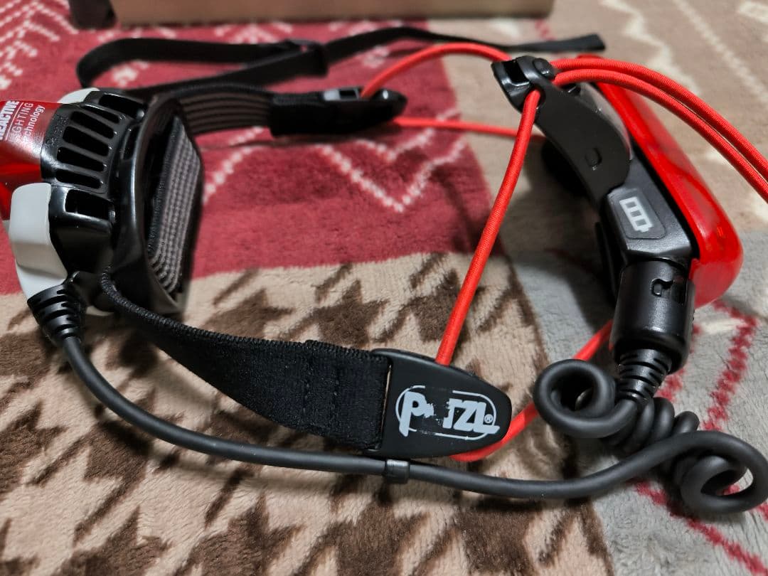 Petzl NAO+ ヘッドランプ 750ルーメン