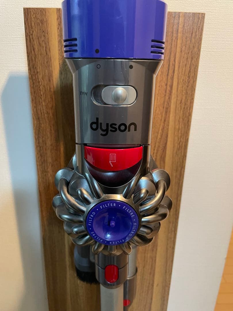 Dyson V8 absolute スティッククリーナー 本体（本日限定）