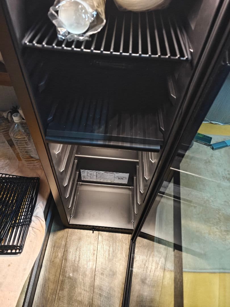 SAKURA WORKS 縦型ワインセラー