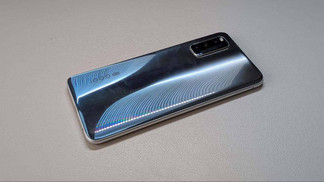 iqoo Z1 スマートフォン本体