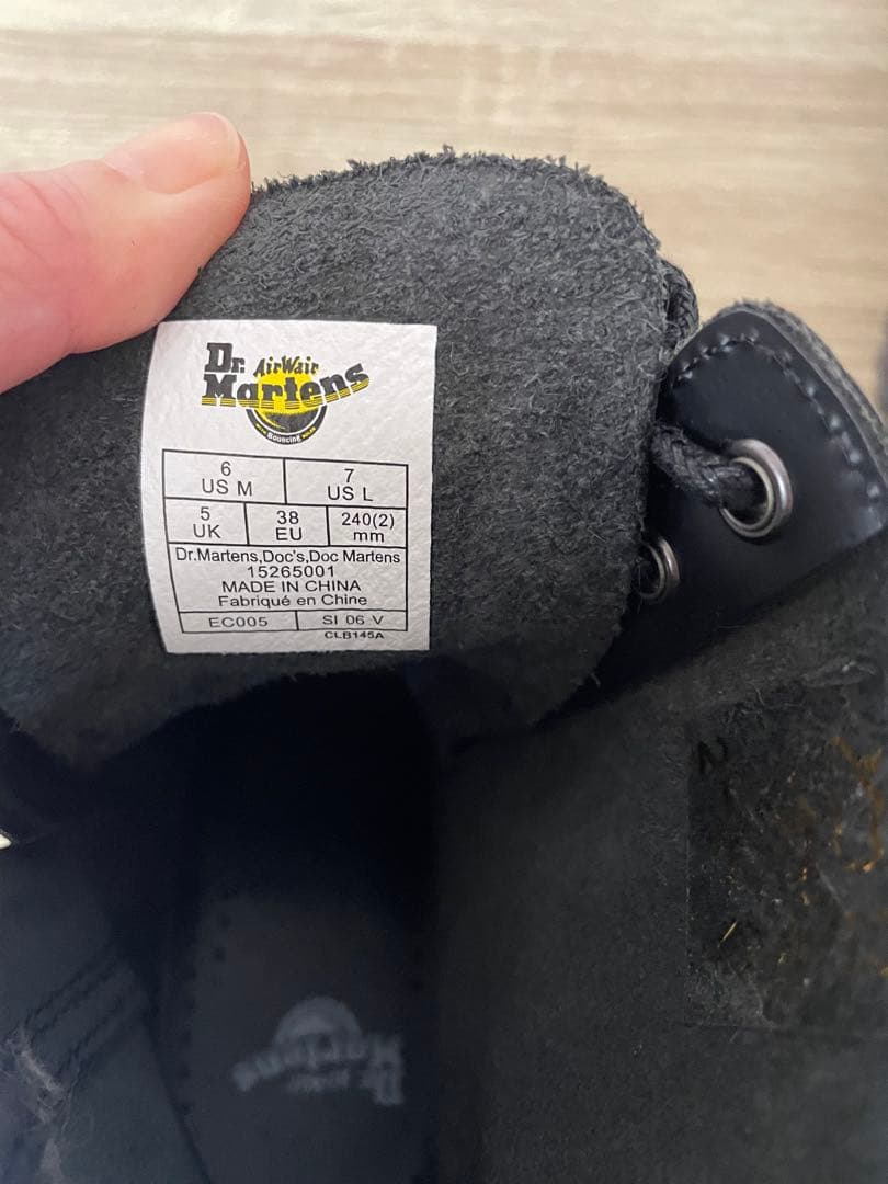 未使用新品　正規品ドクターマーチンDr Martens JADON８ホールUK6