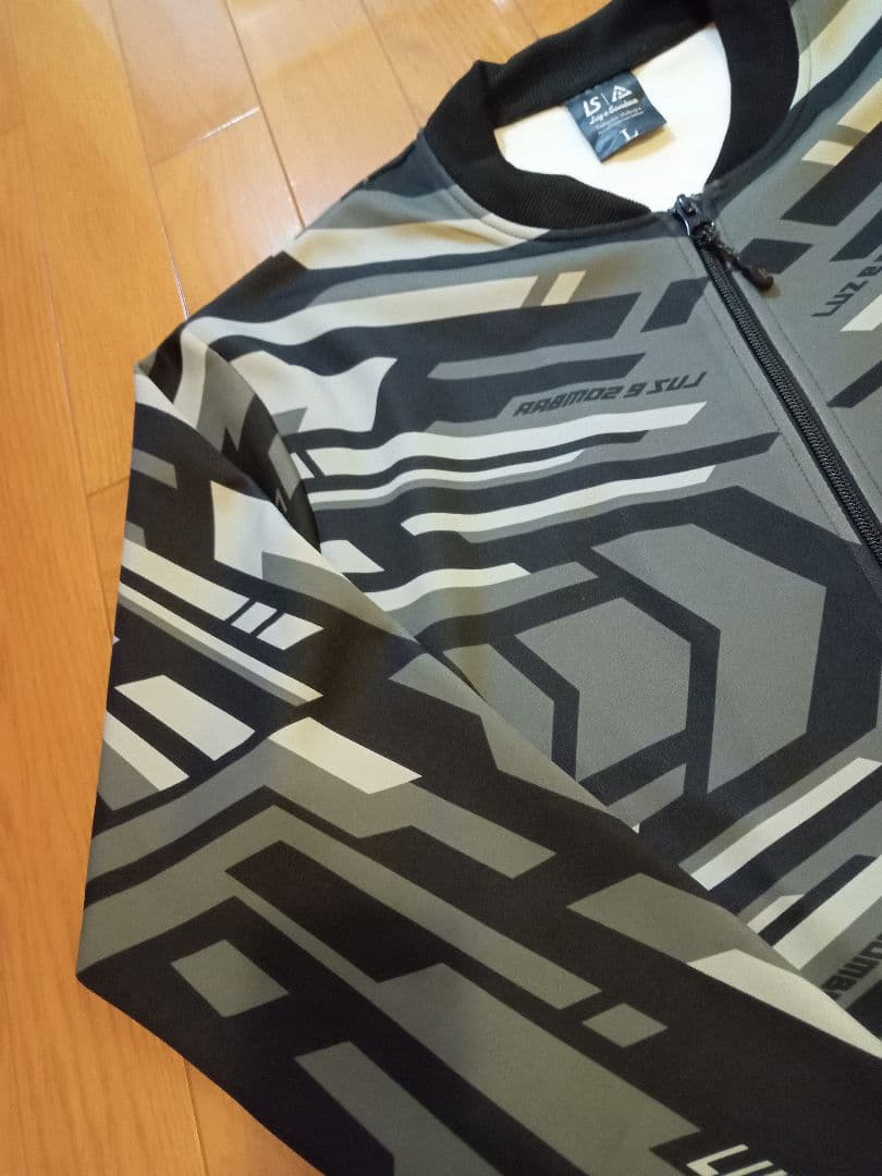 ルースイソンブラ　LTT　トップチーム　ジャケット　L　美品