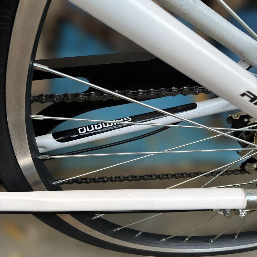 ‼️新品未使用品‼️Denver シティサイクル ホワイト 鍵付きバスケット付き6段