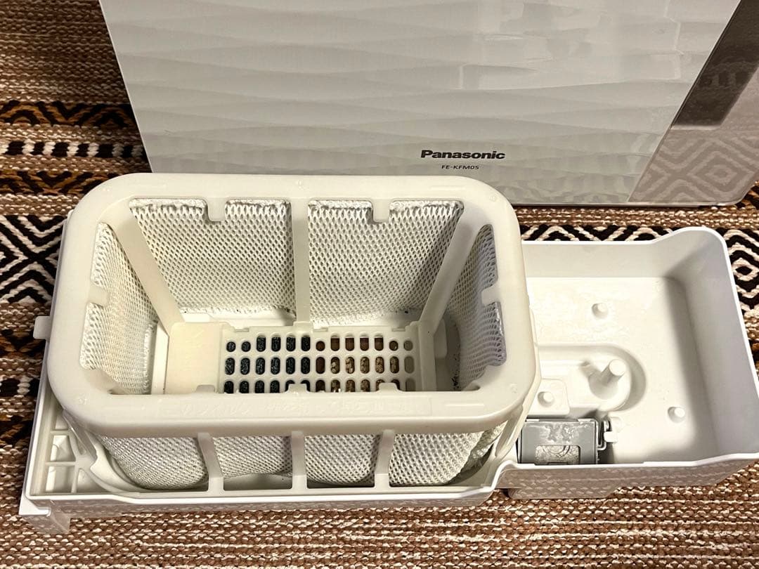 Panasonic 気化式加湿器 FE-KFM05
