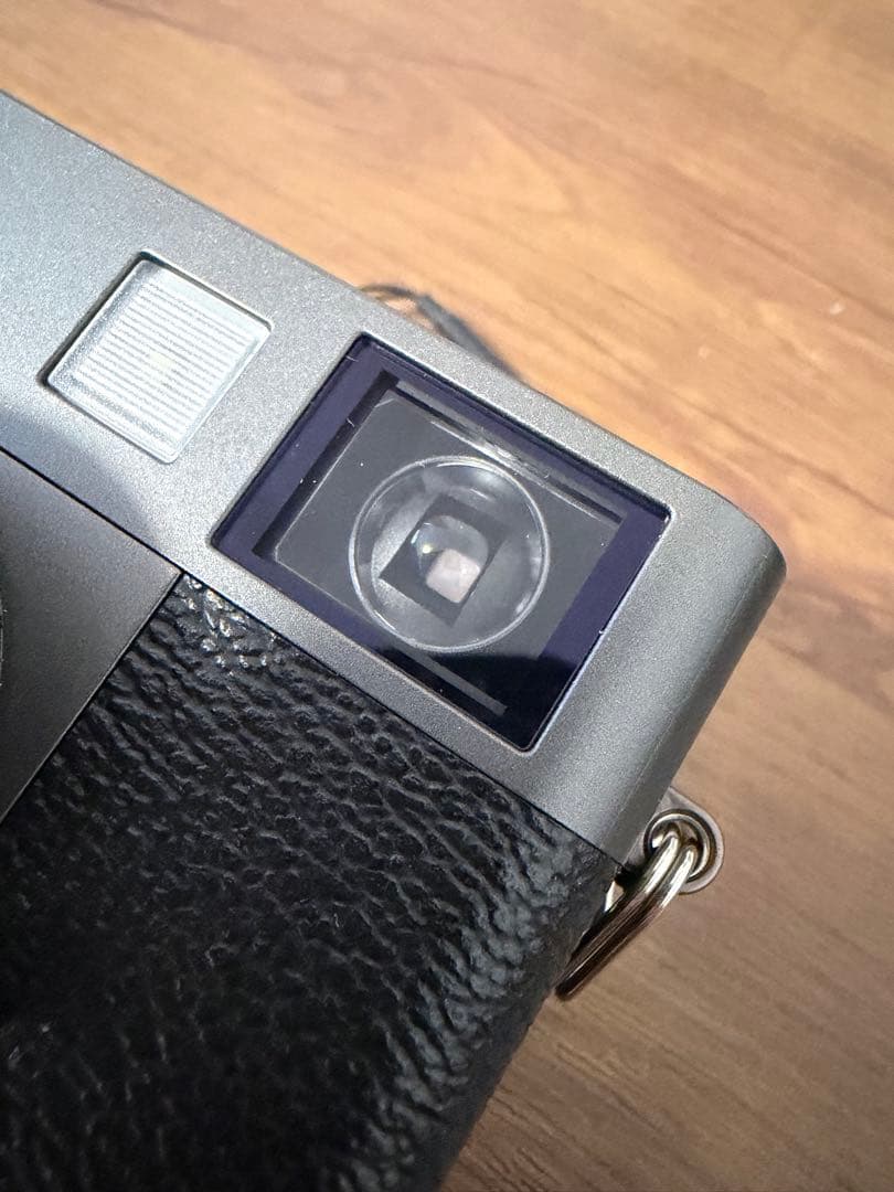 ※付属品なし　富士フイルム　x half (x-hf1)チャコールグレー