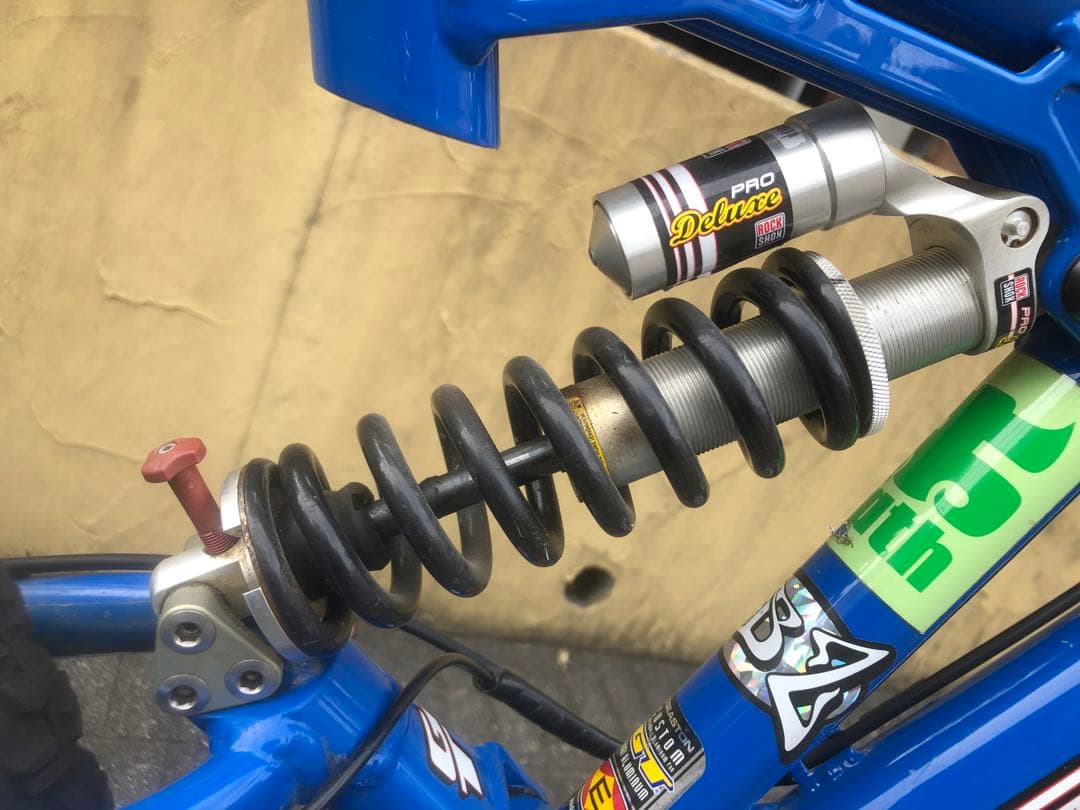 GT マウンテンバイク DH-I Team