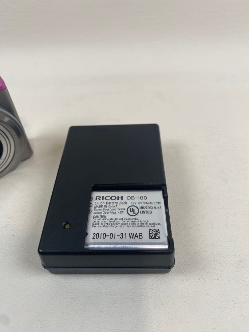 RICOH デジタルカメラ　CX3 ピンクシルバー　ツートンカラー　美品