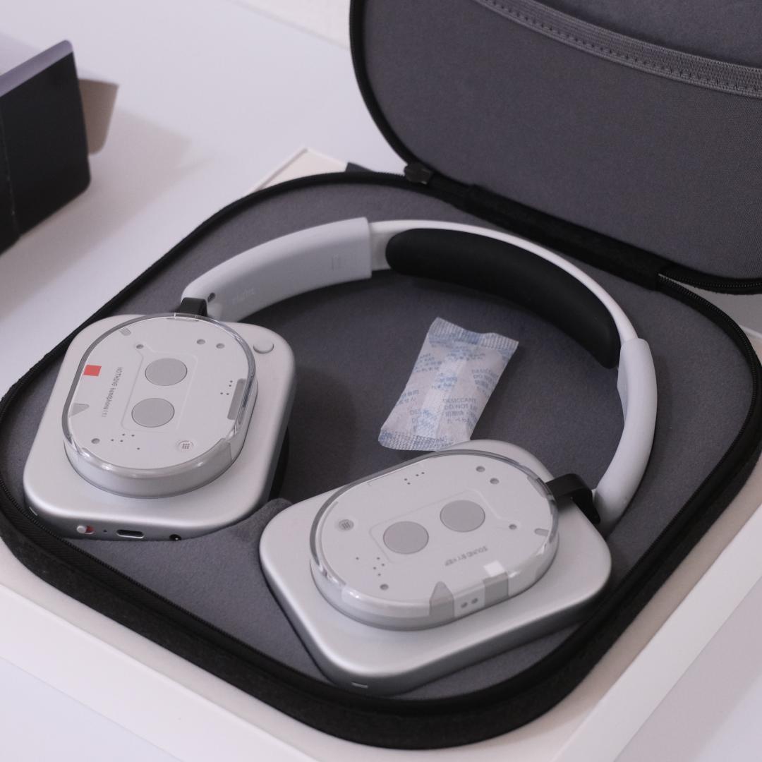 Nothing Headphone (1) ナッシング ワイヤレスヘッドホン