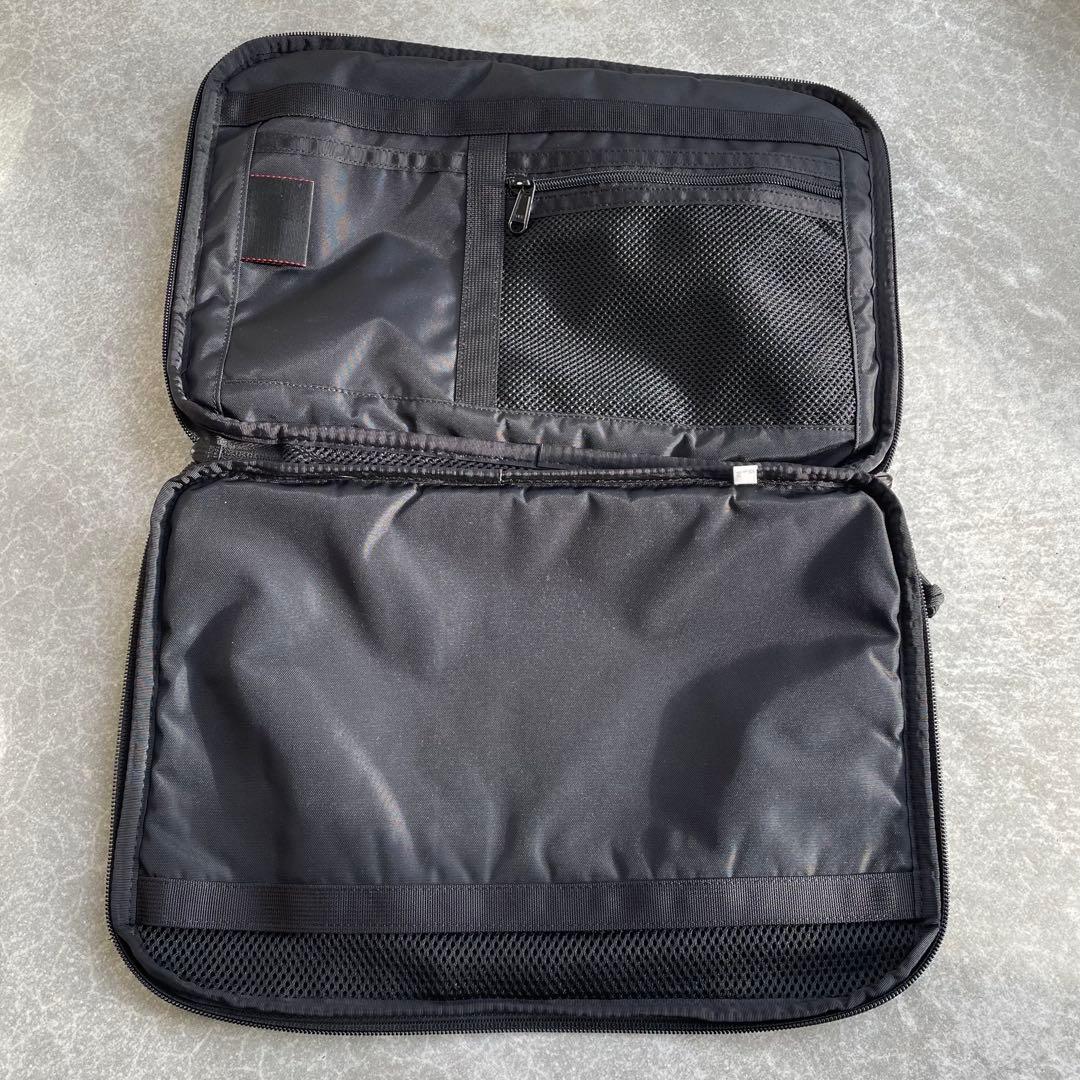 ノートPCケース BRIEFING PC CASE TALL 13 MW BLACK