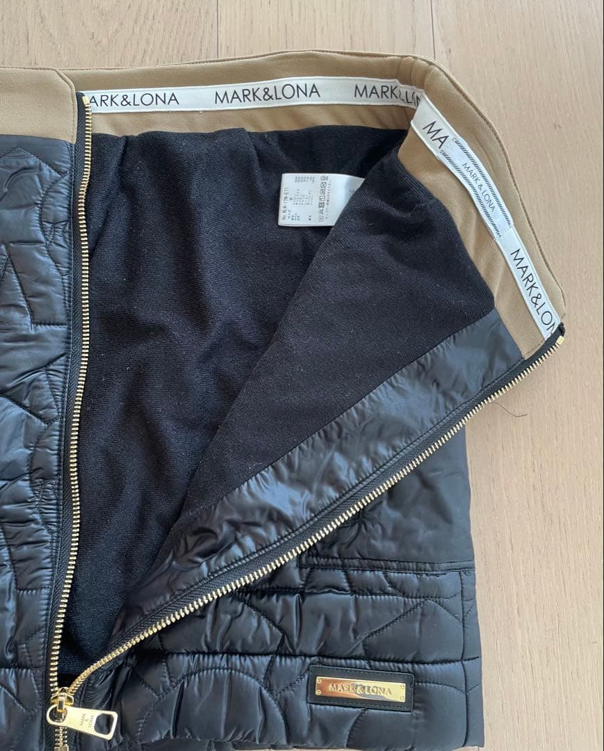 【MARK&LONA】レディース ゴルフ ブルゾン•スカート2枚セット