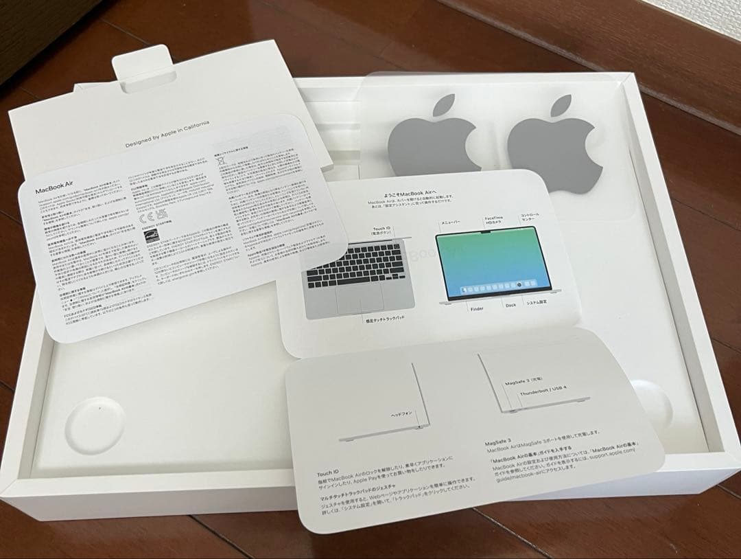 macbook air m2 8gb 256gb 13.6インチ