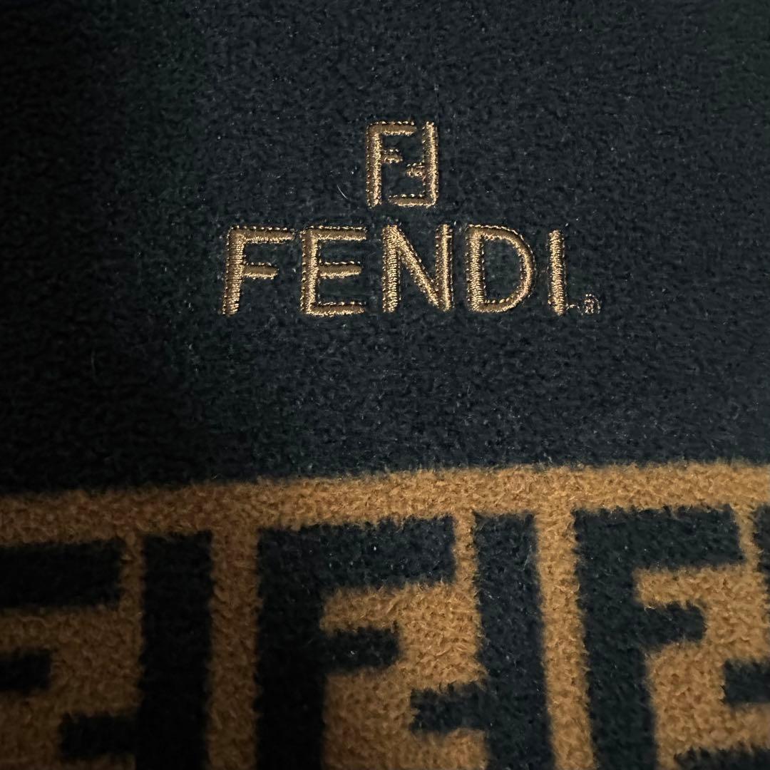 【訳あり】FENDI ズッカ柄 ブランケット140×210