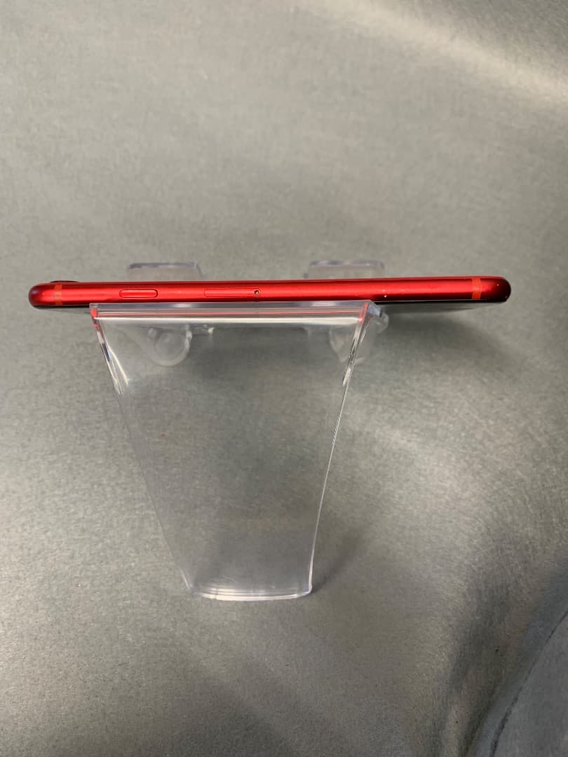 美品　国内版　SIMフリー　iPhoneSE　第二世代　128GB レッド色