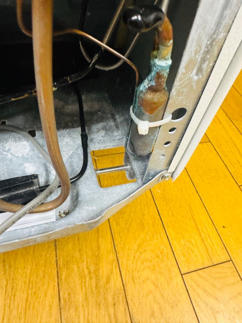 2021年製 AQUA　冷凍冷蔵庫 272L AQR-27K(W) 右開き