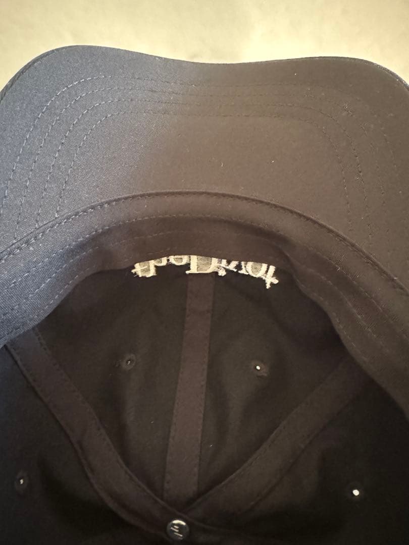 theDivot 刺繍ロゴ キャップ 黒ロンハーマンOVY