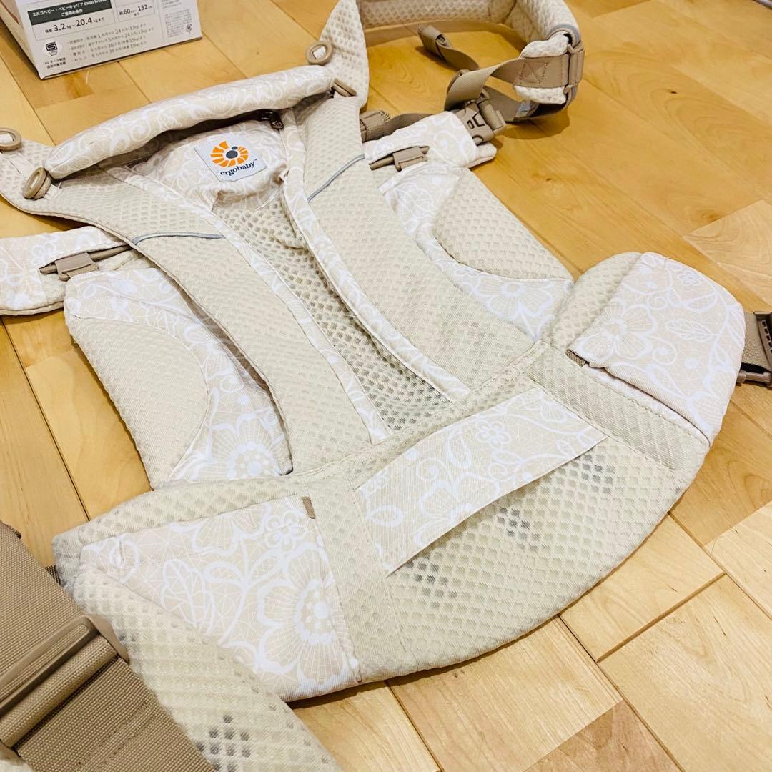 ergobaby抱っこ紐 エルゴベビー オムニ ブリーズ　クリームフラワーレース