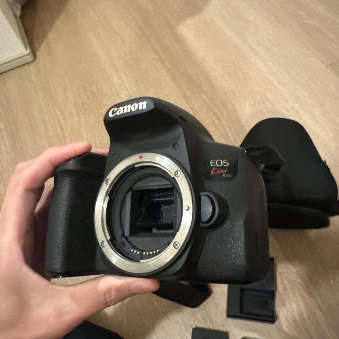 Canon EOS Kiss X10i ボディ本体