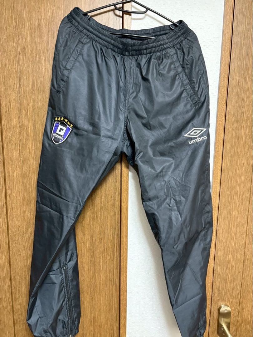 umbro ウィンドブレーカー 履正社　RISEISHA Oサイズ