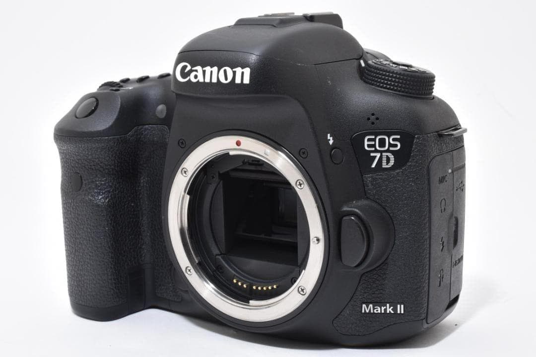 Canon EOS 7D Mark II 標準&望遠 ダブルズームキット