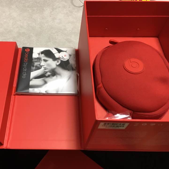 モンスタービーツソロ1 赤