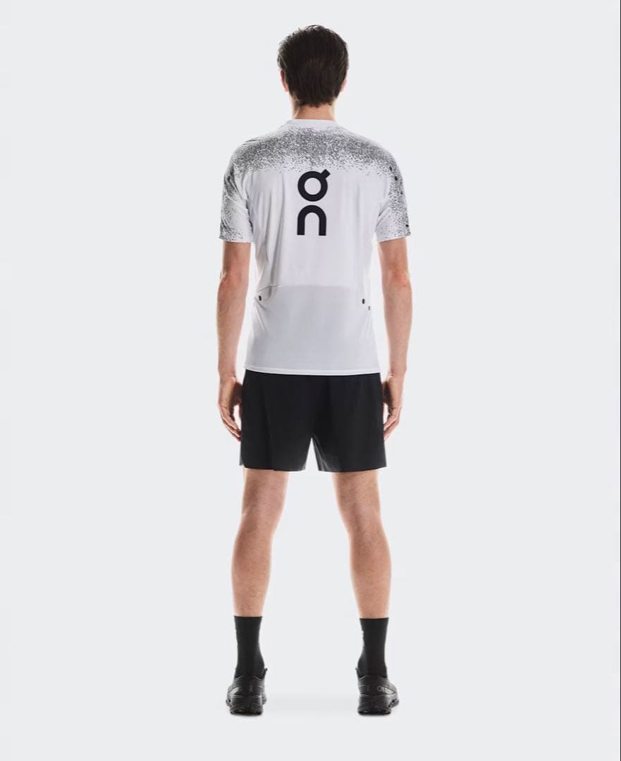 オンOn Ultra-T メンズS ランニングシャツ