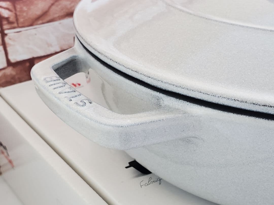 【値下げ中/正規品シリアルナンバー付】ストウブ　ブレイザー　カンパーニュ28cm