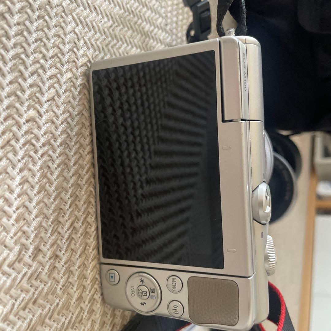 Canon EOS M100 15-45mm シルバー