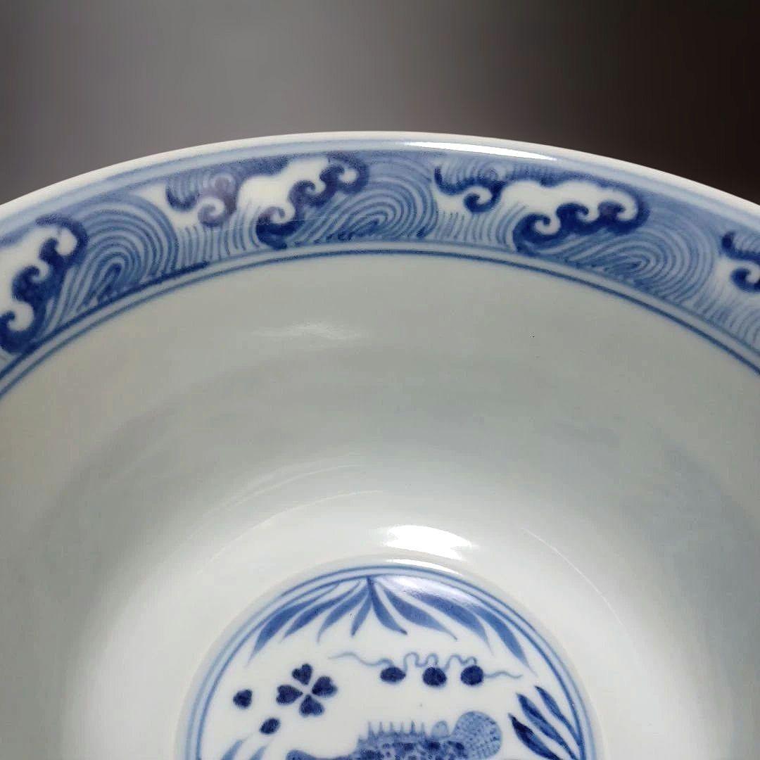 明　染付け魚藻文鉢　中国古美術