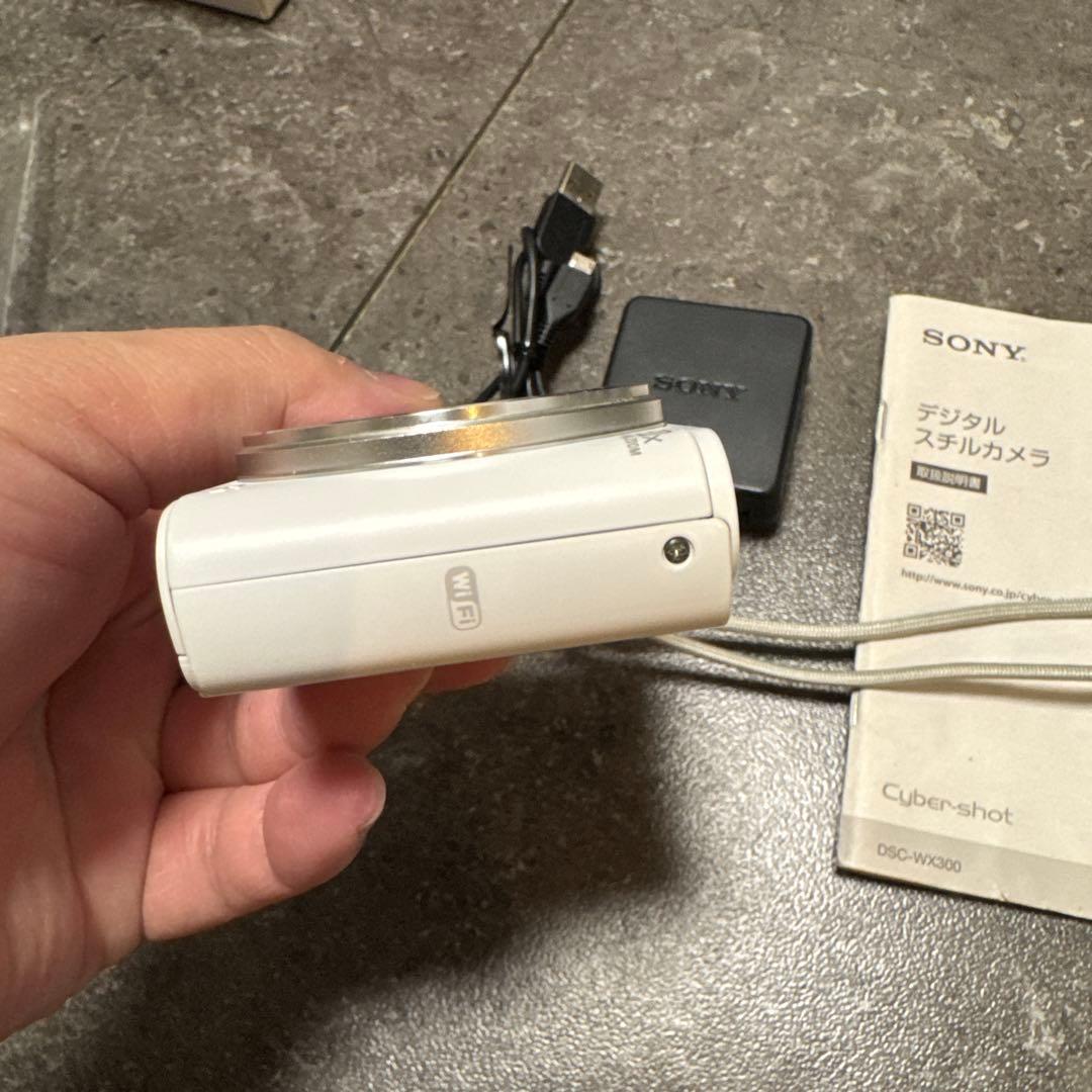ジャンク品　Sony Cyber-shot DSC-WX300 ホワイト 説明書