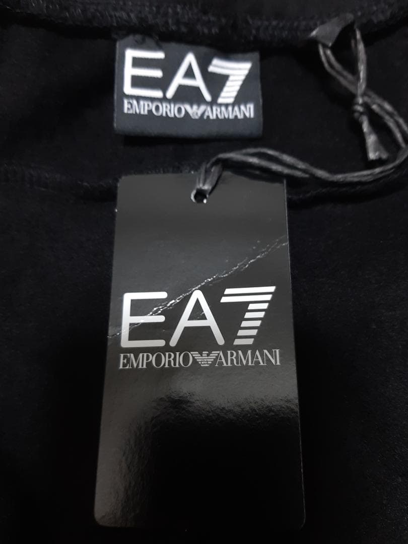 【新品】EA7/アルマーニジュニア　裏起毛・スウェットパンツ　8A・8歳
