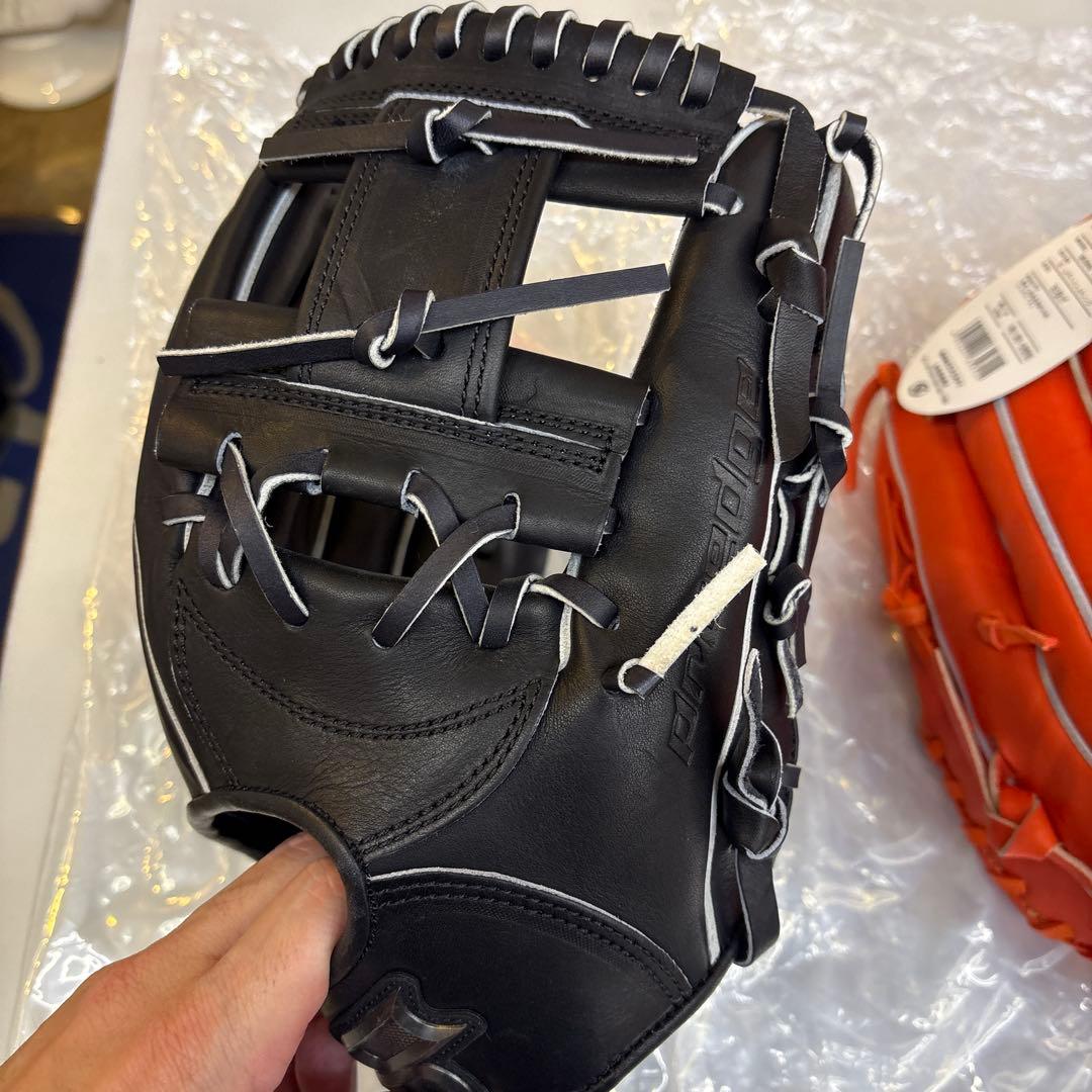 よーちんブラックグラブ