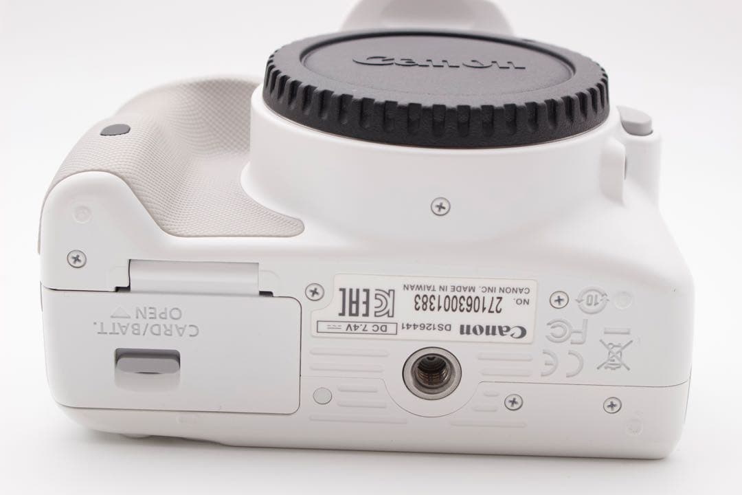 Canon EOS Kiss X7 ホワイトボディ　スマホに送れる一眼レフ　美品