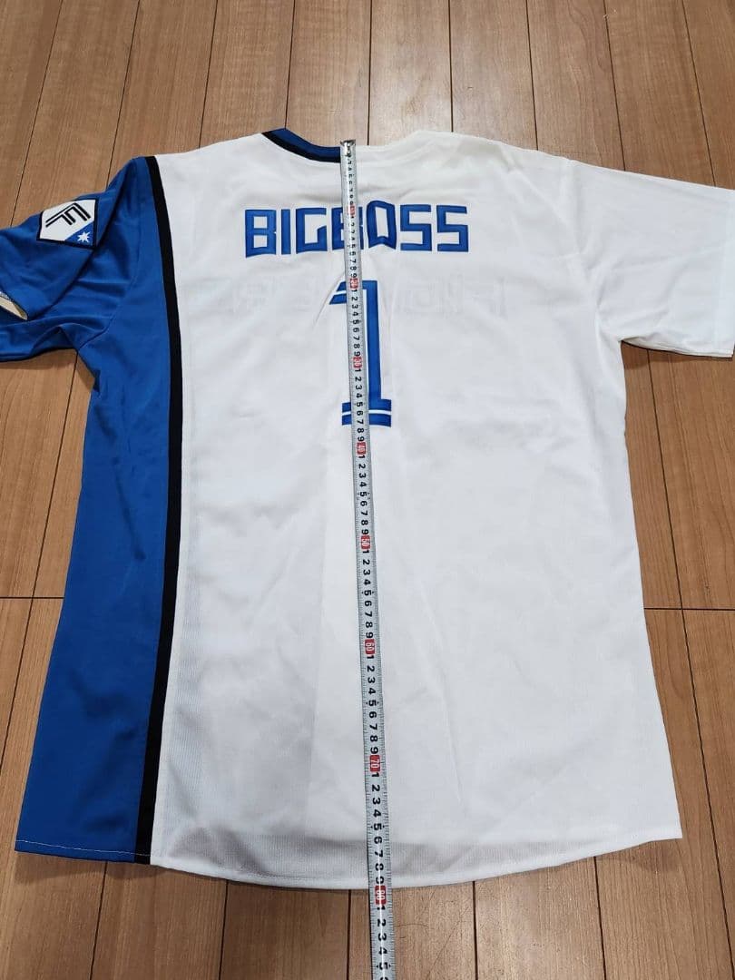 新品、未使用 日本ハムファイターズ ビッグボス ユニフォーム Lサイズ