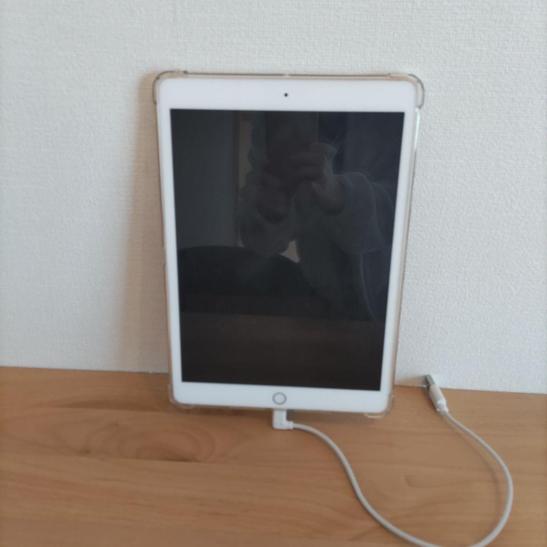 Apple iPad (第8世代) ゴールド ジャンク品