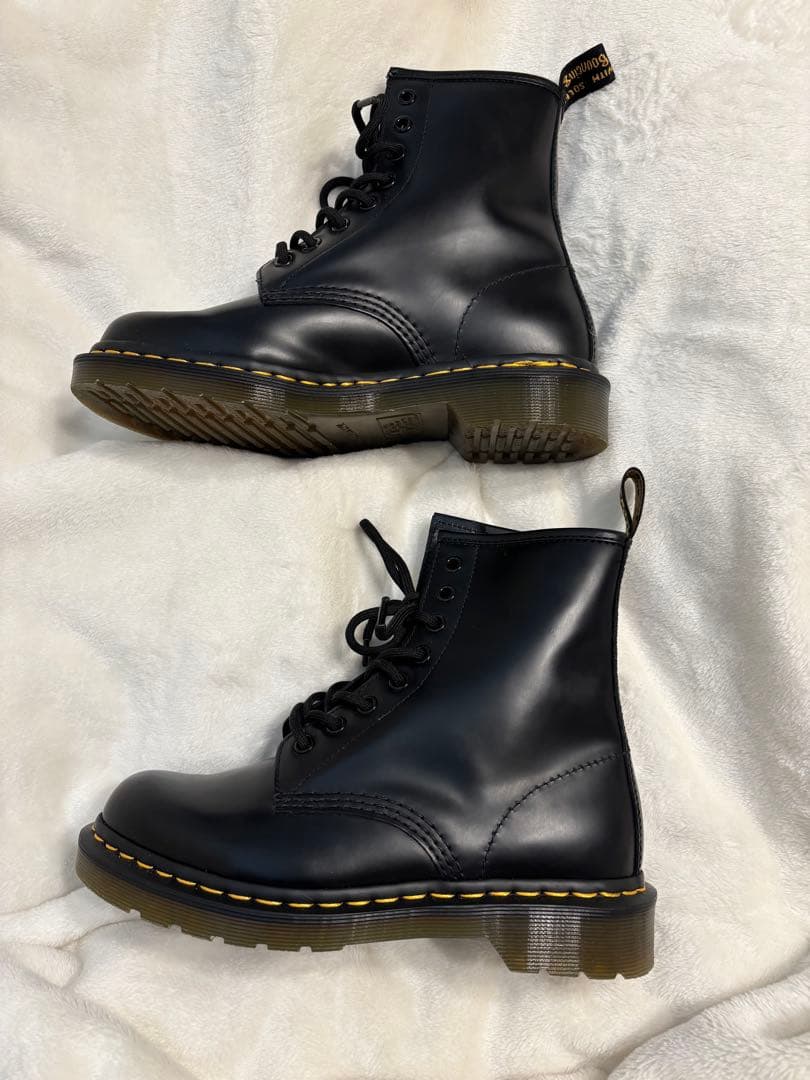 ドクターマーチン Dr.Martens 8ホール 1460 UK5 24cm
