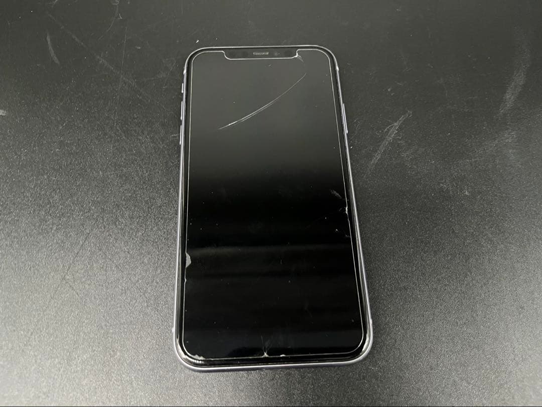 ★iPhone11 MWM52J/A 128GB SIMロックなし