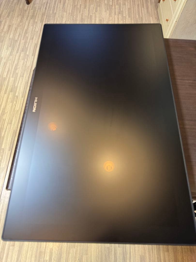 HUION Kamvas ＰＲＯ24（4K）液晶ペンタブレット本体 と付属品あり