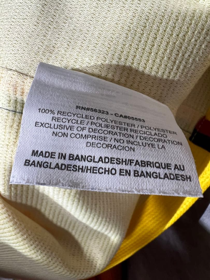 【m.n】メッシ ＃１０バルセロナ１２／１３ ユニフォーム（A）